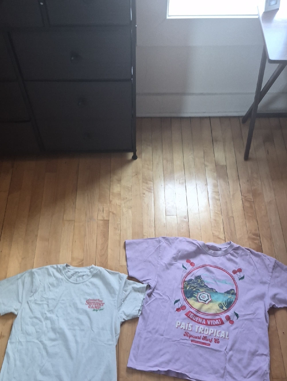 Woman's Duel Graphic Tee